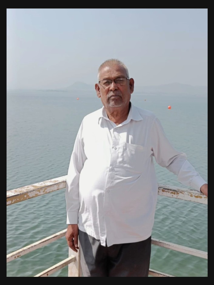 आयशरची दुचाकीला धडक सेवानिवृत्त शिक्षक सुधाकर भालेराव सर यांचा जागीच मृत्यू
