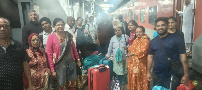 संगमनेरच्या मायभूमीत पर्यटक परतले सुखरूप